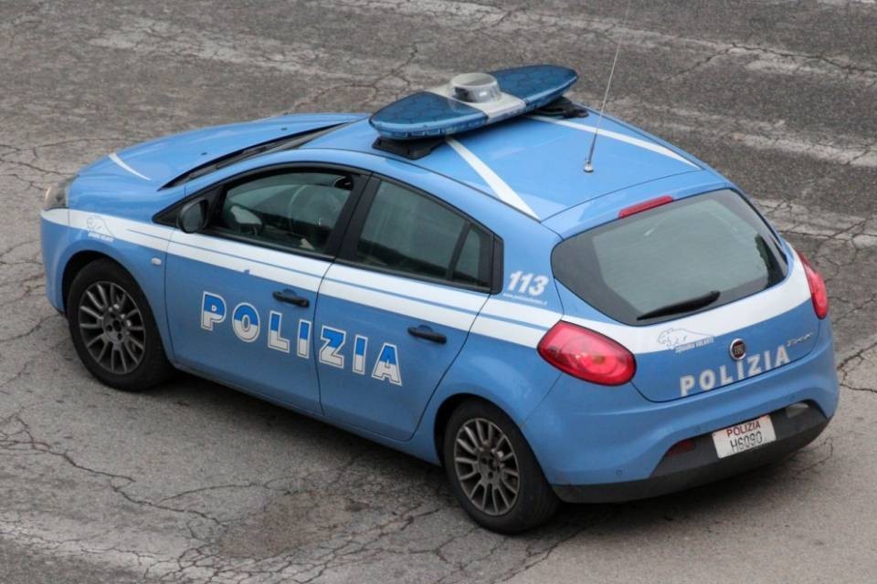 Droga e armi, scatta il blitz della Polizia