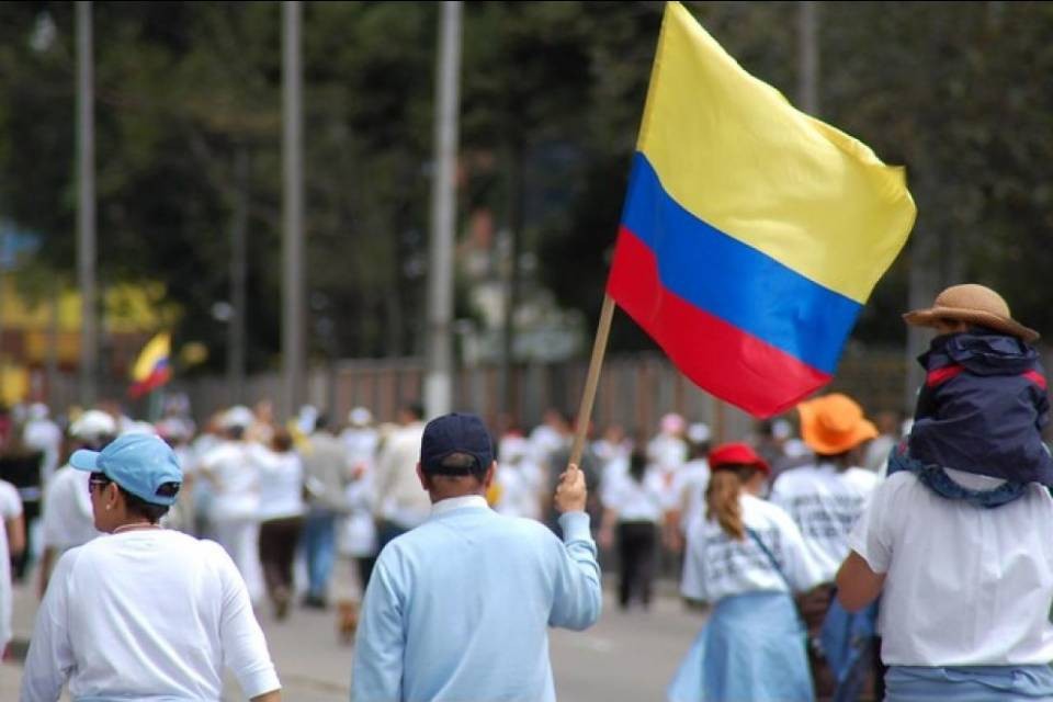 Piazze colombiane piene per rivendicare i propri diritti
