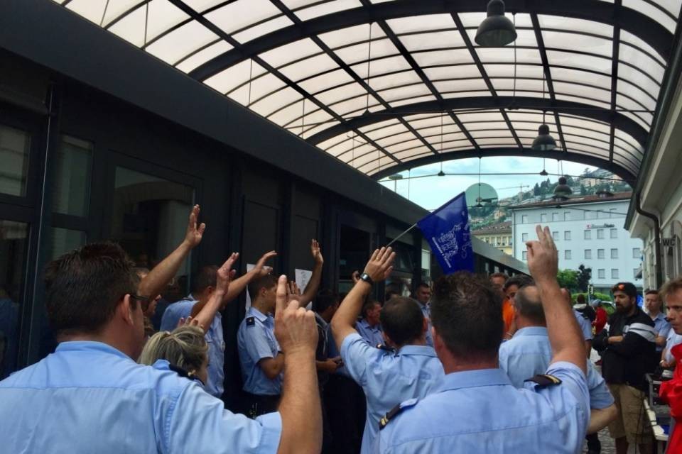 PS: "Bisogna istituire un tavolo delle trattative"