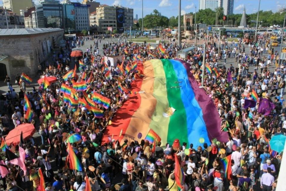 Gay Pride vietato a Istanbul