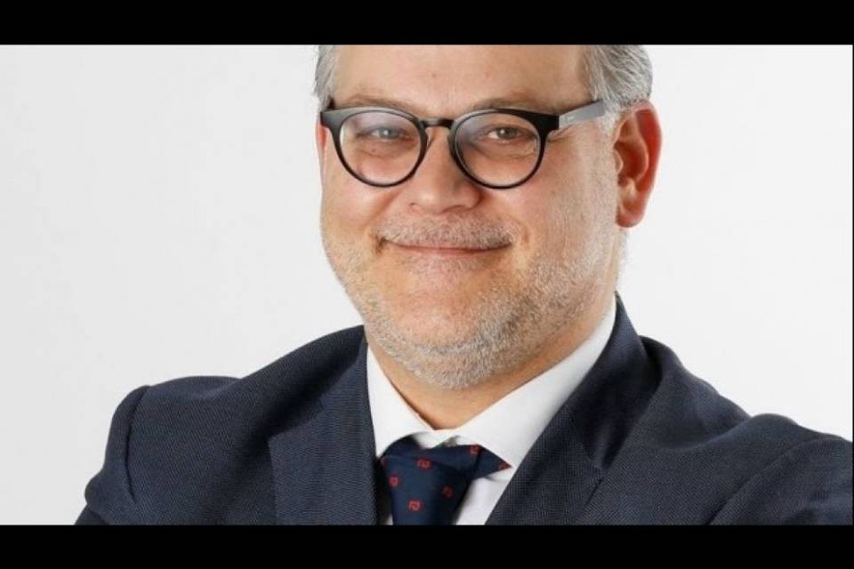 Paolo Ortelli - Oltre a quei frammenti d'immagine di sfondo