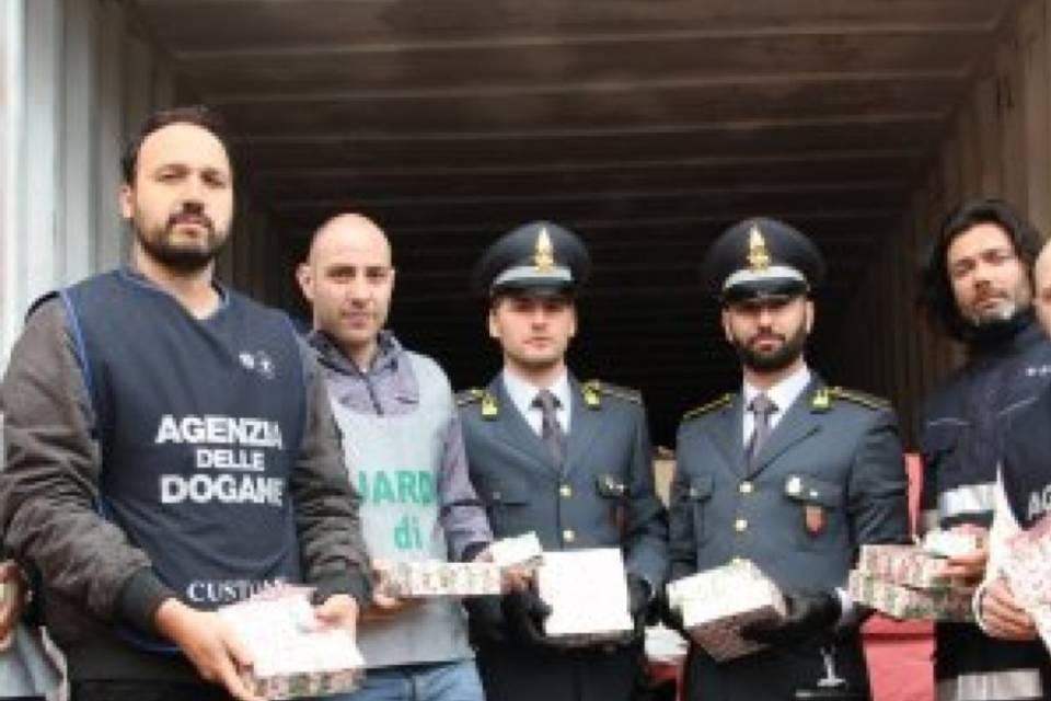 Droga dell'ISIS sequestrata a Genova