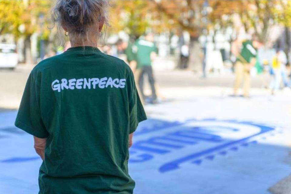 Greenpeace Svizzera licenzia