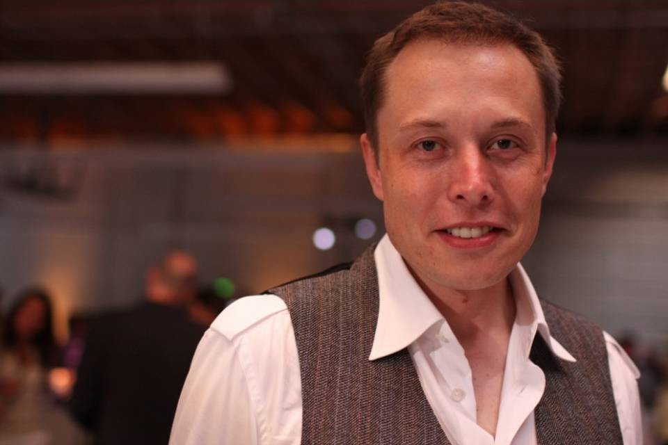 L'ultima follia di Elon Musk: case costruite con i Lego