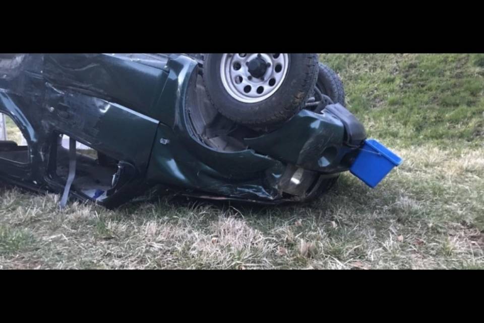 Argovia: collisione tra automobile e camion, muore 83enne