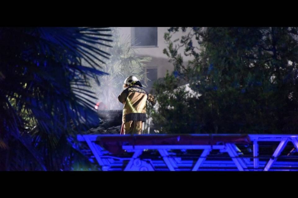 Abitazione in fiamme a Caslano