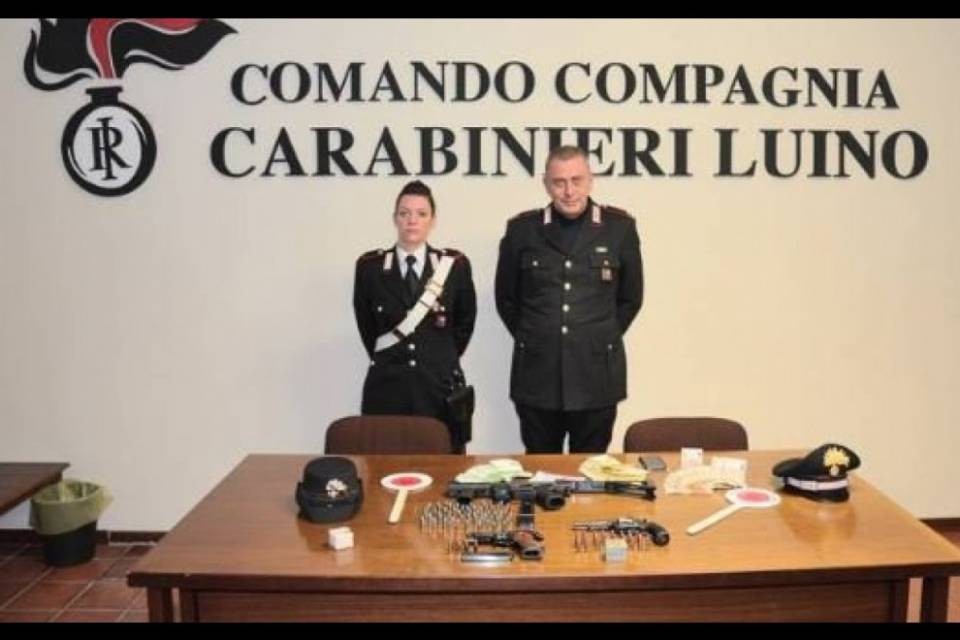 Armi dalla Svizzera all'Italia, tre arresti nel Varesotto