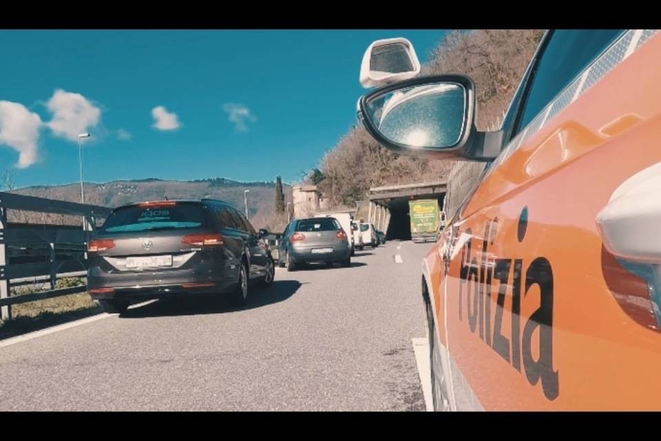 Pattuglie "dedicate" per il traffico sulla A2