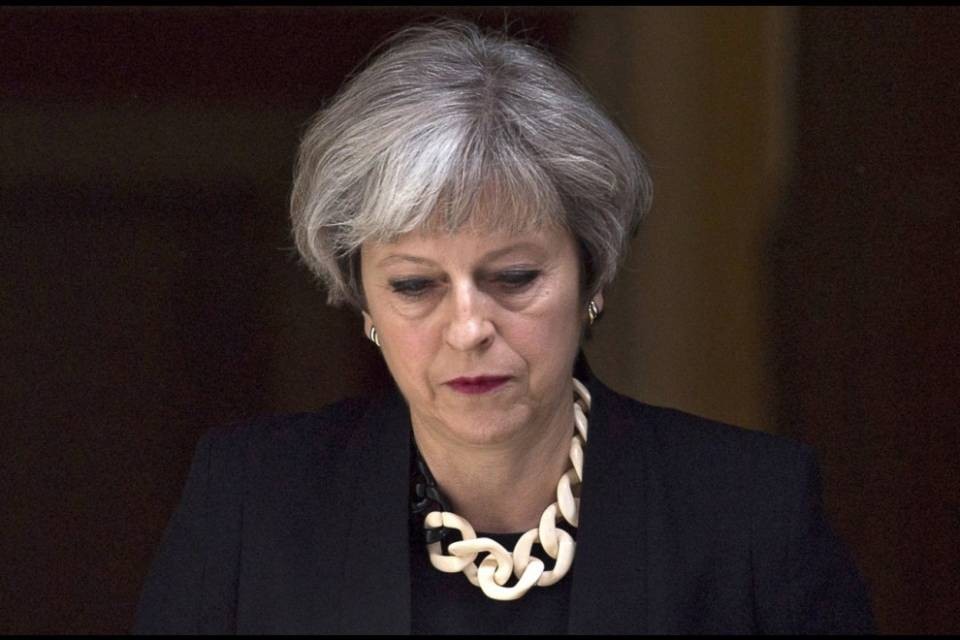 May: "Non cacceremo nessuno"