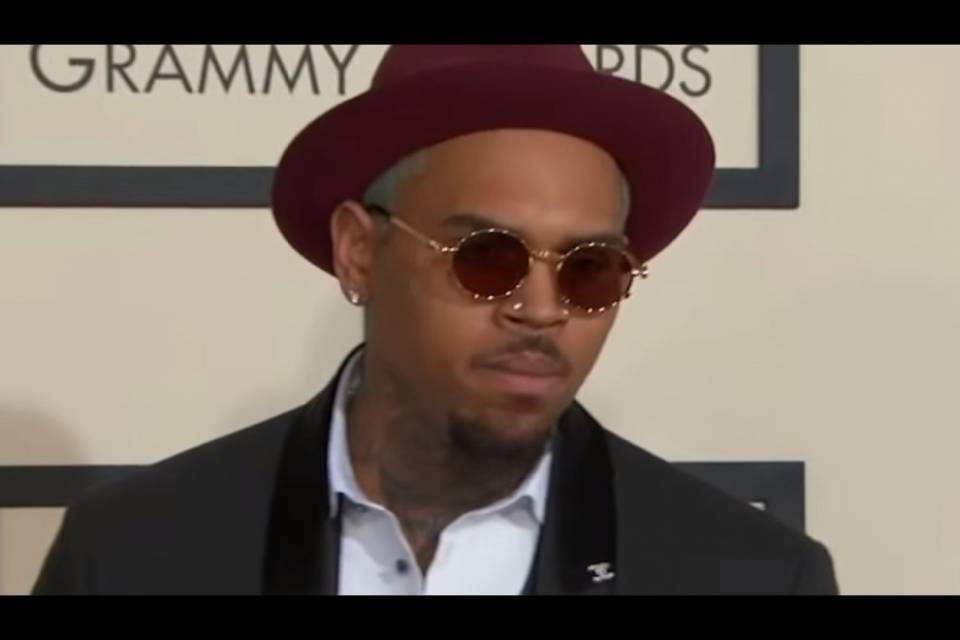 Chris Brown arrestato a Parigi per stupro