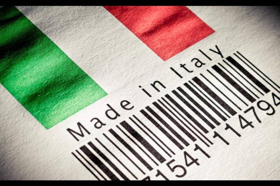 Polemiche al confine, ma gli svizzeri pazzi per il Made in Italy