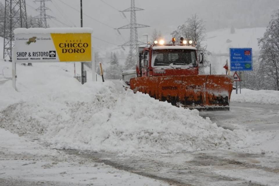 La neve ricopre la Leventina, ma senza disagi