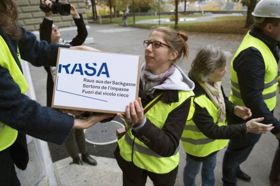 Ritirata l'iniziativa RASA