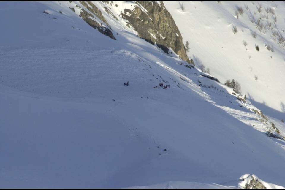 Valanga nel Canton Uri, colpite 4 auto