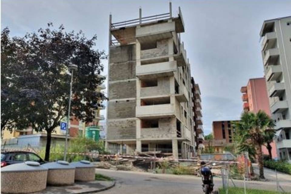 "Discarica all'aperto a Pregassona?"