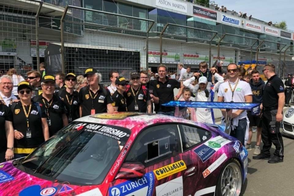I colori del Ticino sfrecciano alla 24 ore del Nürburgring