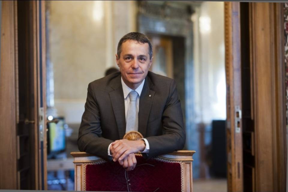 Cassis: "Il mio vizio sono 5 sigarette al giorno"