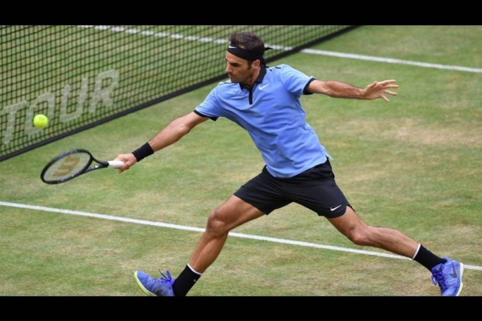 Roger Federer si impone per la nona volta ad Halle