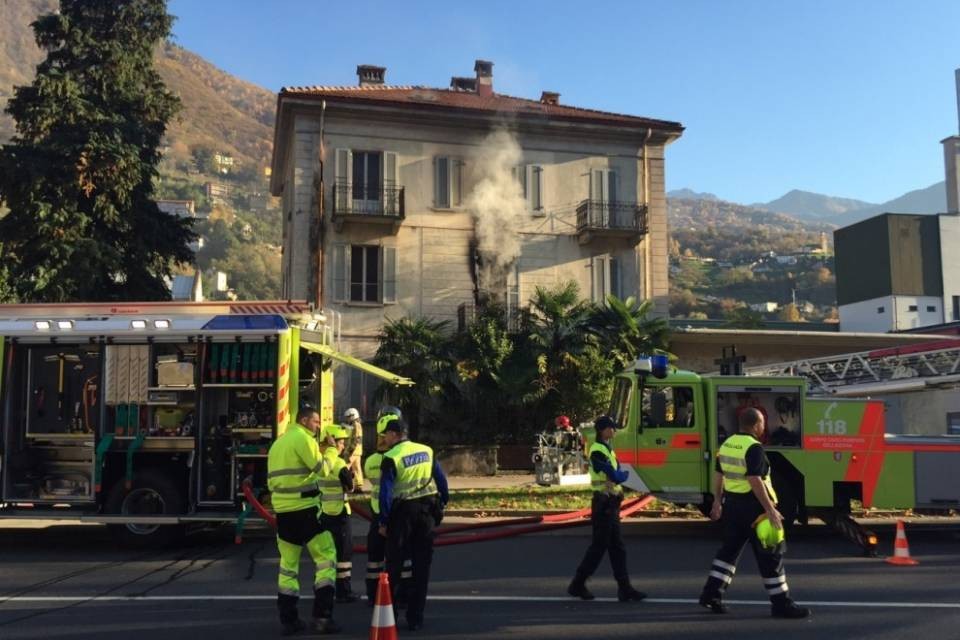 Bellinzona, incendio in una casa