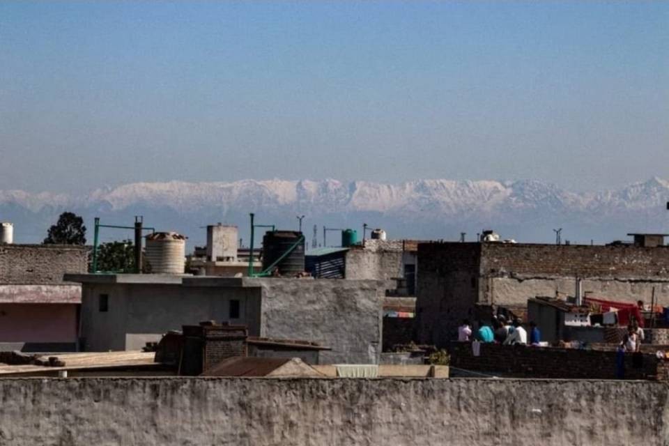 L'India vede Himalaya, non accadeva da 30 anni