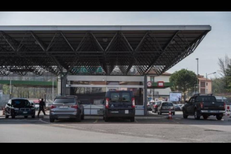 Tax free più snello: "Incentivati acquisti all'estero"