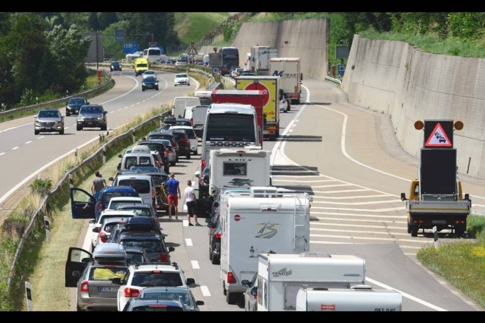 Due ore di attesa al Gottardo