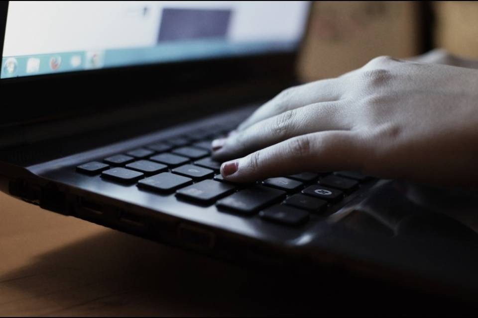 Il DECS scrive ai docenti: "La lealtà è d'obbligo"