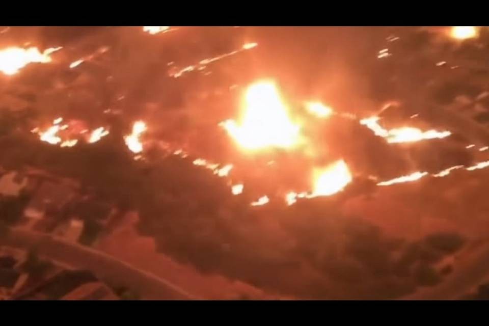 Inferno di fuoco in California