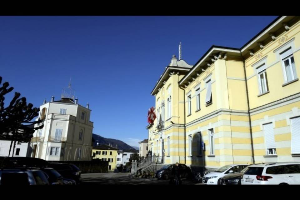 Mendrisio, è record di incarichi senza concorso