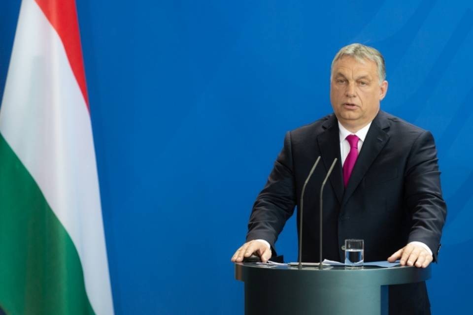 Orban ottiene i pieni poteri contro il coronavirus