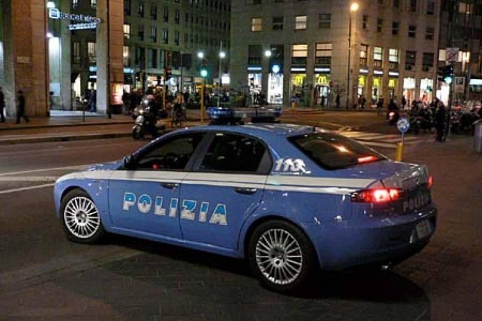 Esplosione a Milano, 10 feriti