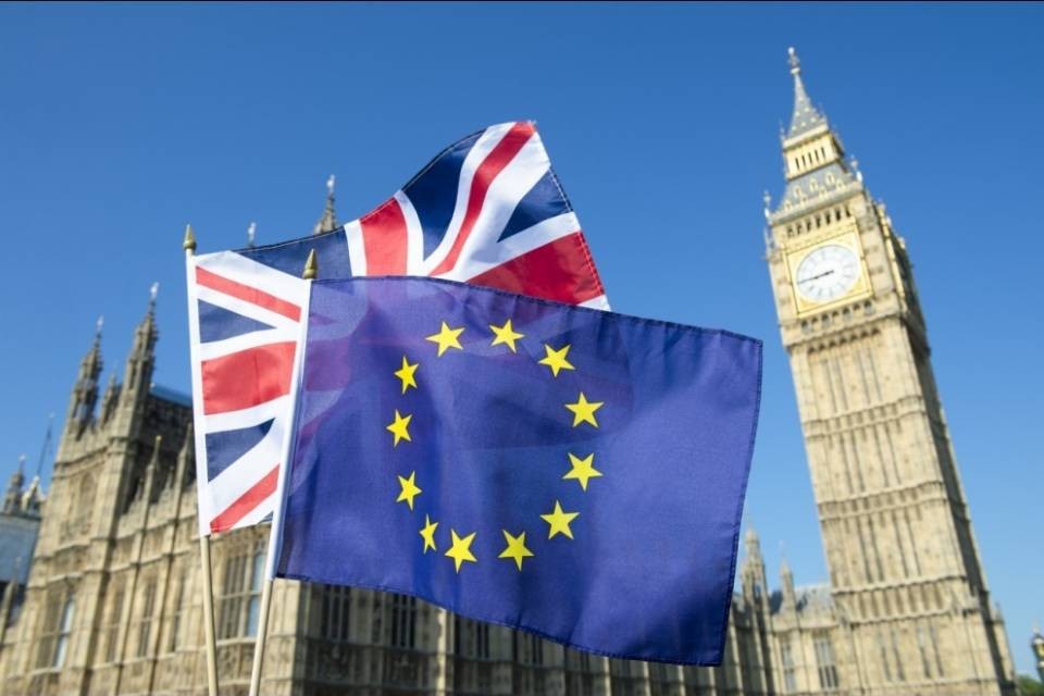 Brexit: firmato accordo di divorzio dall'UE