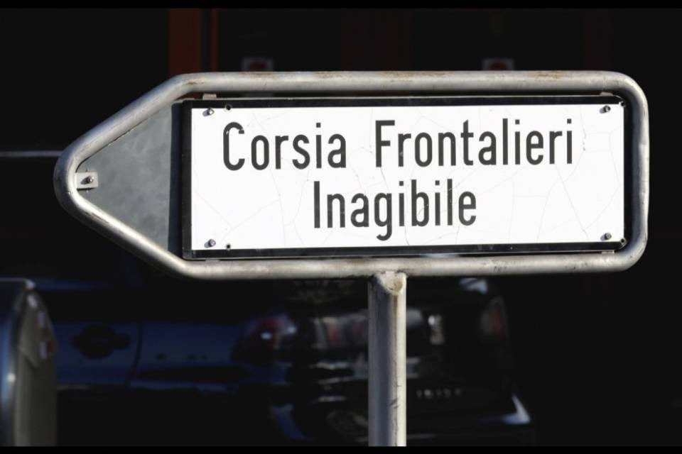 "Berna condanna la Svizzera a esser presa in giro dall'Italia"