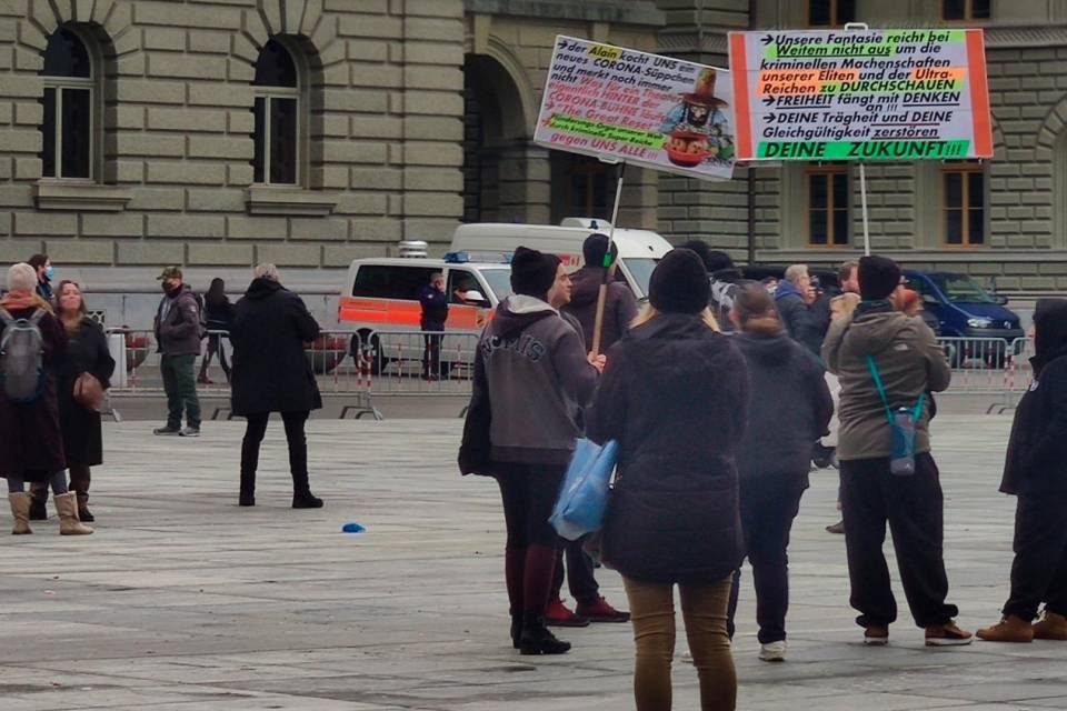 Foto Twitter Antifa Bern