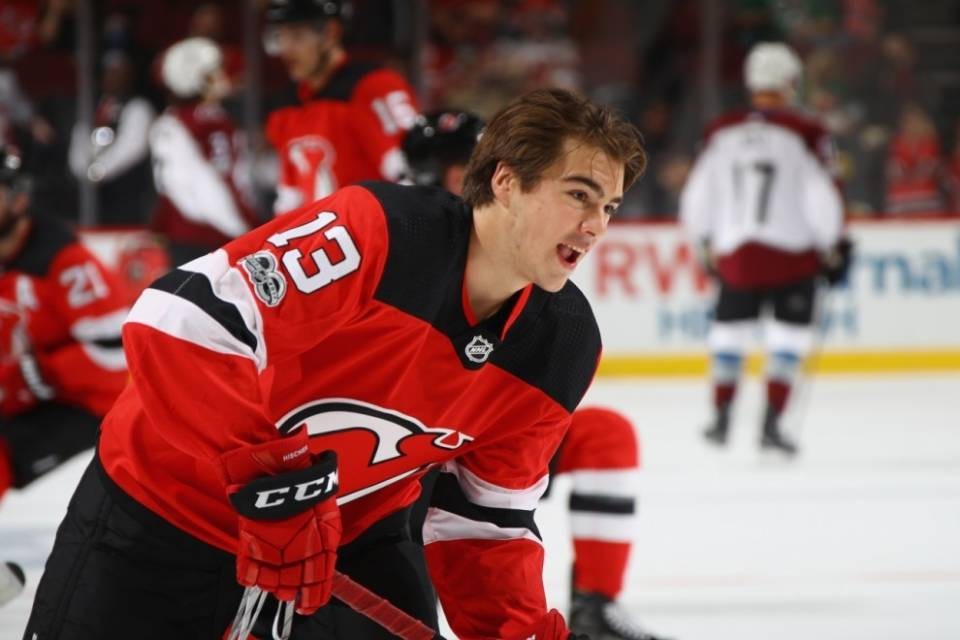 NHL, Hischier porta al successo i Devils