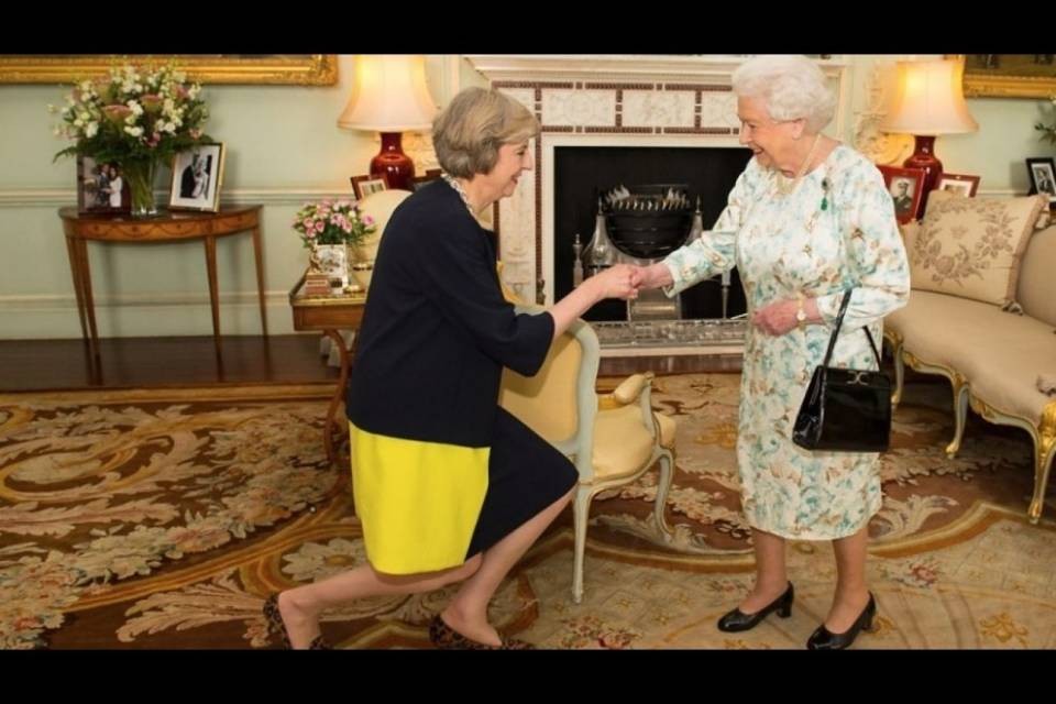 Incarico dalla regina, Theresa May è premier