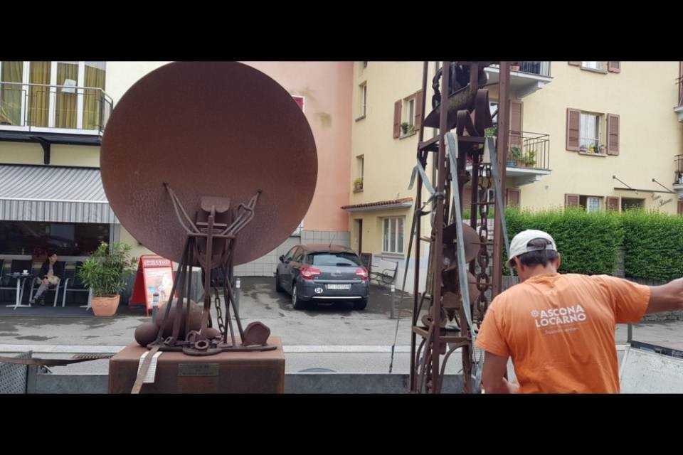 Arrivano le sculture a Vira Gambarogno