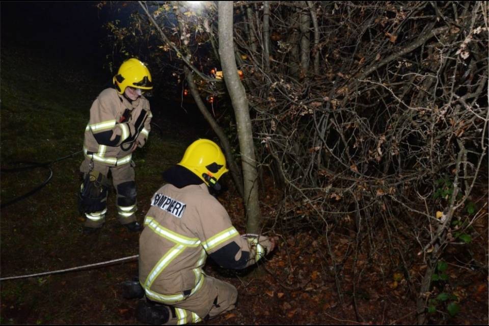 Val Calanca, incendio nei boschi