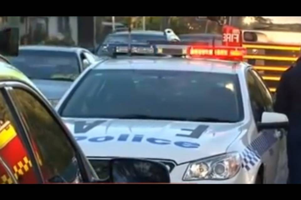 Paura a Sydney: accoltella una passante e si suicida