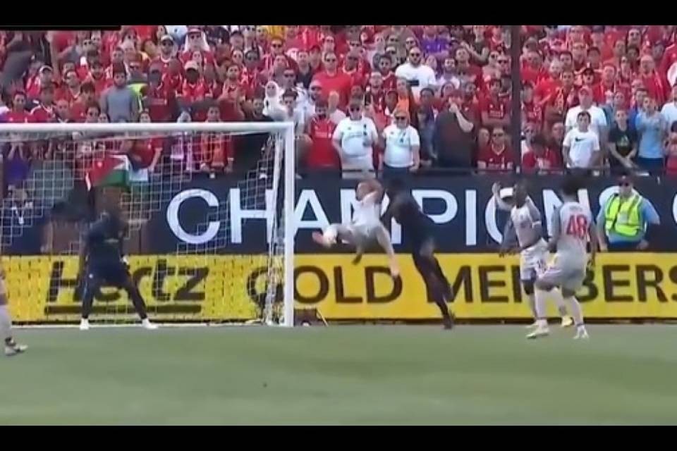 Shaqiri ci... ricasca: che gol!