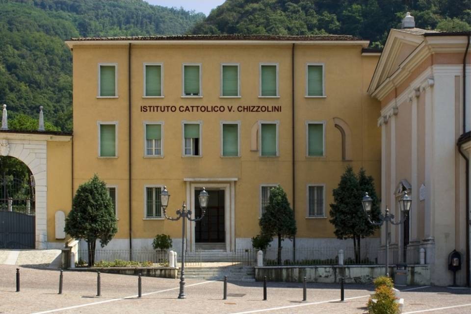 Gira un porno in casa, il tribunale le toglie i figli