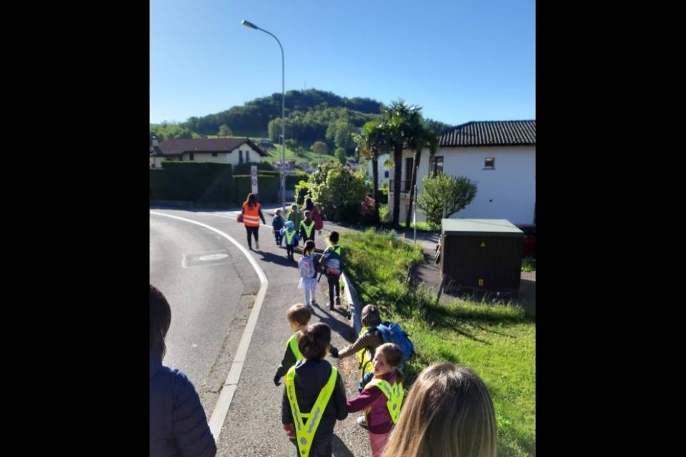 Partita la prima linea Pedibus di Novaggio