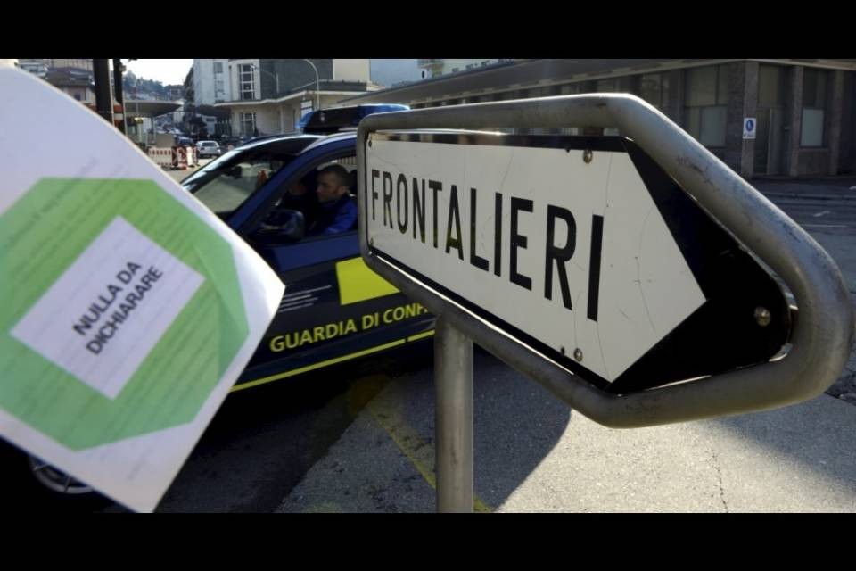 "Solo noi italiani abbiamo ancora le porte aperte"