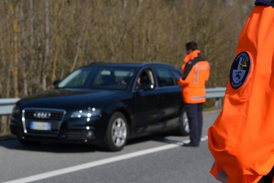 In direzione del Bernina a 149 km/h, ritirata la patente
