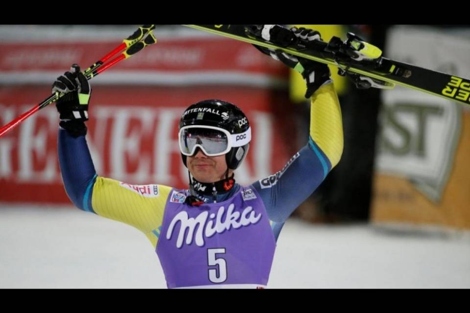 Matts Olsson trionfa nel gigante parallelo