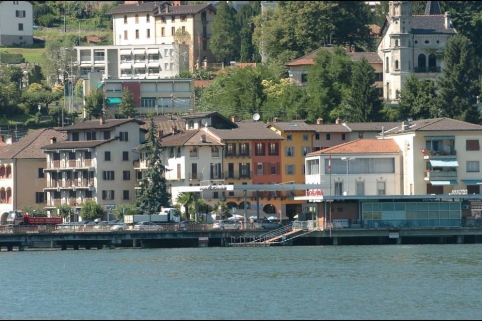 Sì all'apertura domenicale a Ponte Tresa