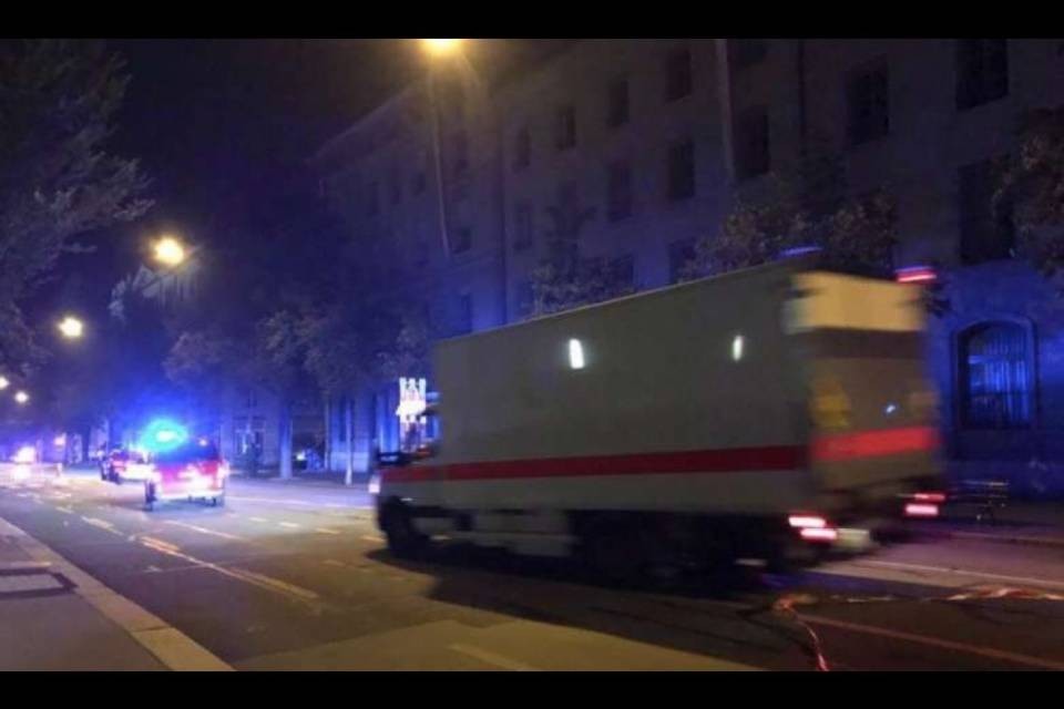 Zaino sospetto a Piazza federale, un arresto