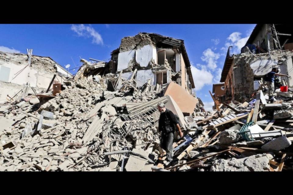 Tifosi HCL in aiuto ai terremotati