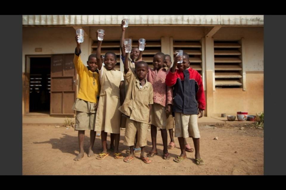 Tre Comuni del Locarnese con Helvetas per l’acqua e l’igiene in Benin