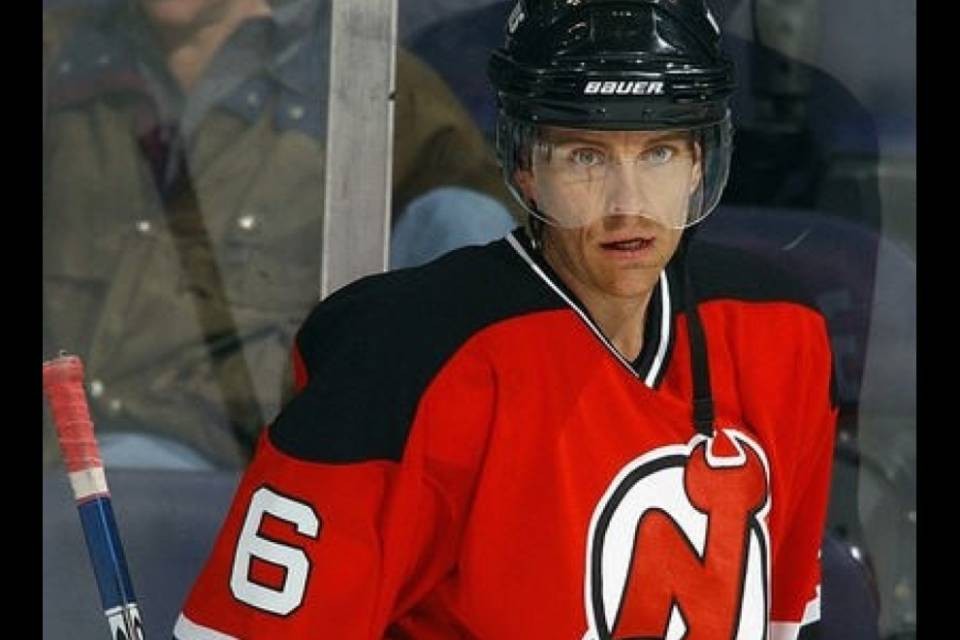 Hockey, Albelin assistente di Fischer